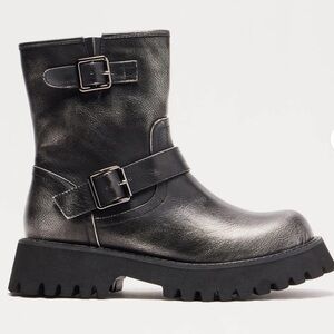 Stylish Black Ankle Boots with Buckles